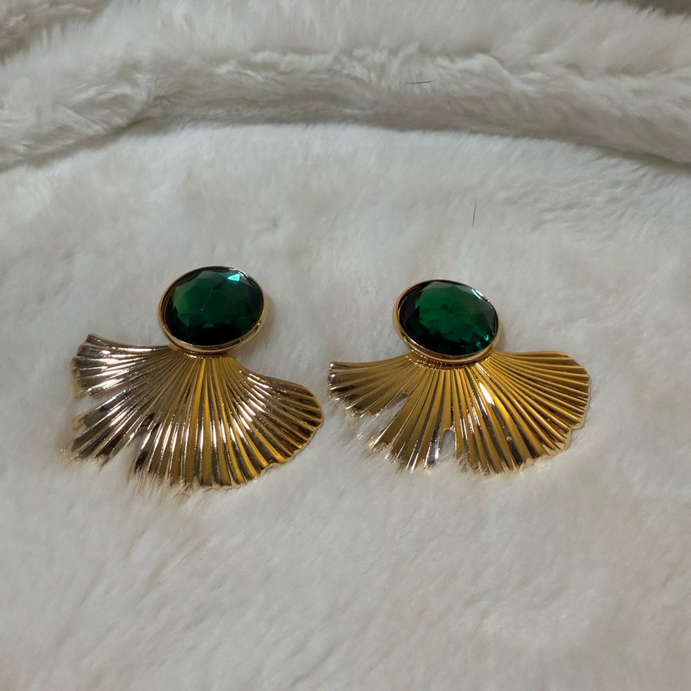 Elegant Gold and Green Earrings